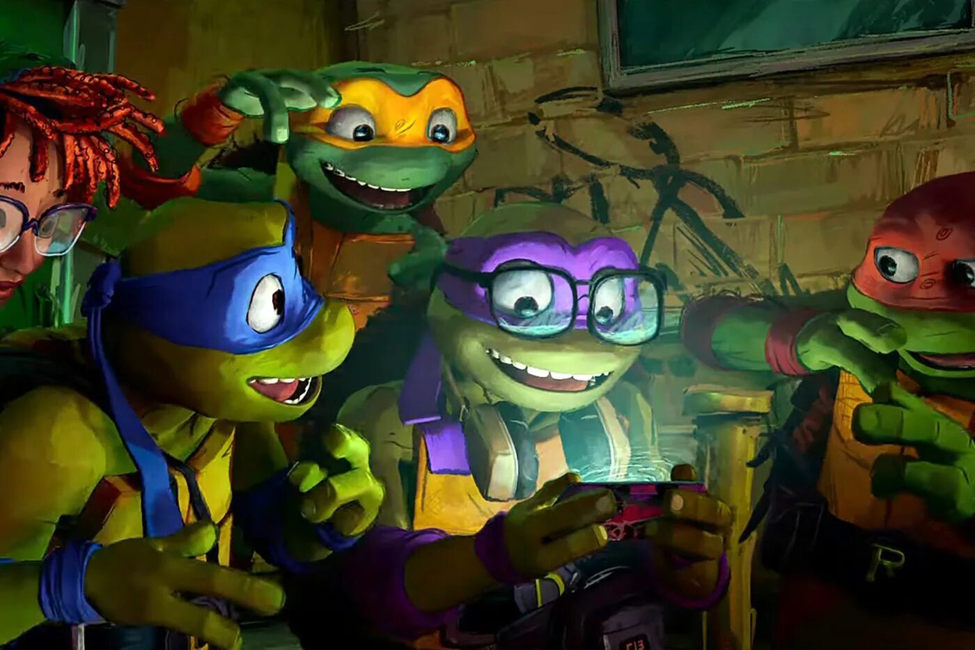 Teenage mutant turtles 2012. Teenage Mutant Ninja Turtles: Mutant Mayhem. TMNT Mutant Mayhem 2023. Эйприл 2023.