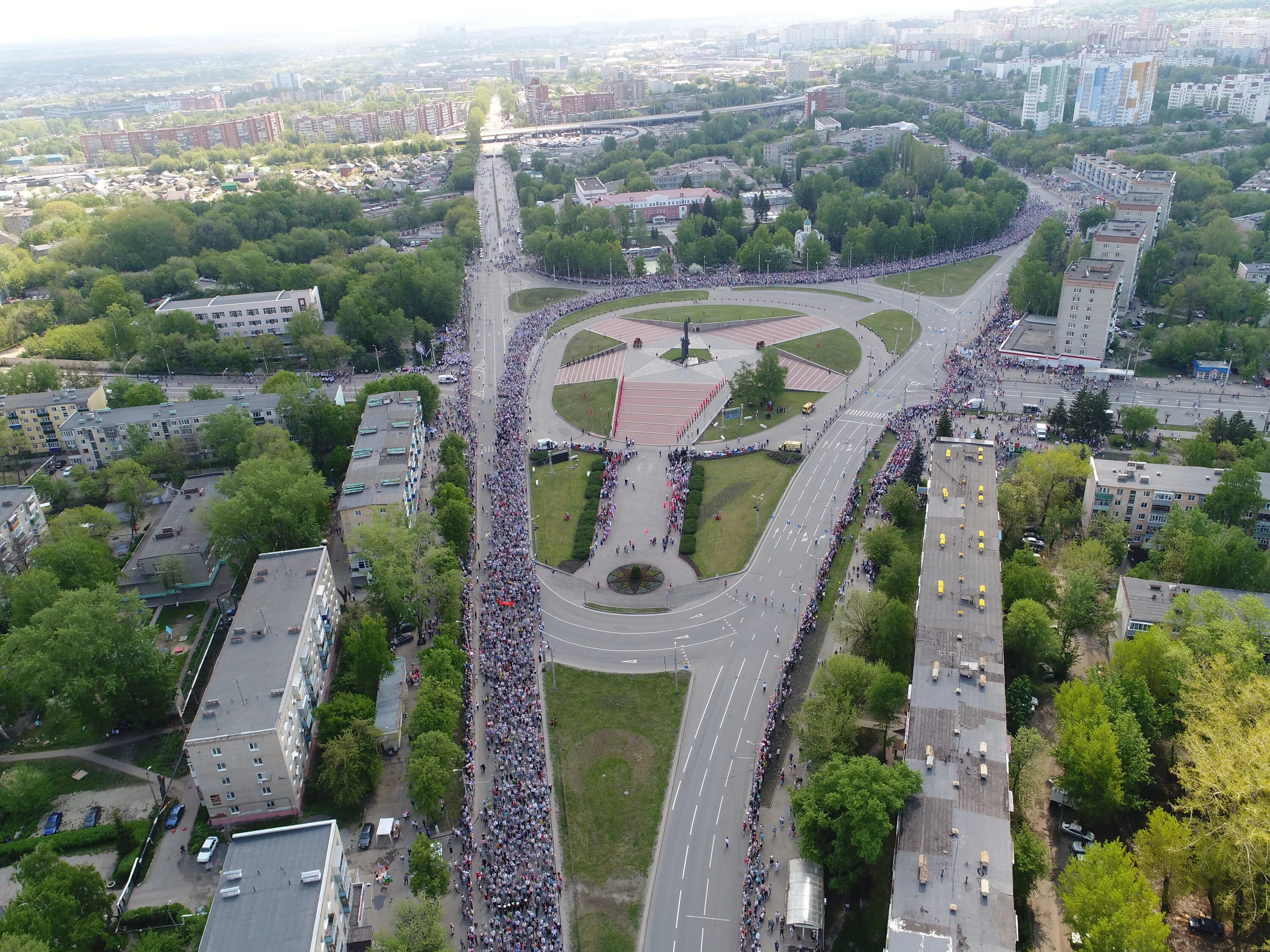 Проспект Победы Пенза с высоты птичьего полета. Город Пенза проспект Победы. Проспект Победы Пенза с высоты птичьего. Памятник Победы Пенза вид сверху. Ковид в пензе