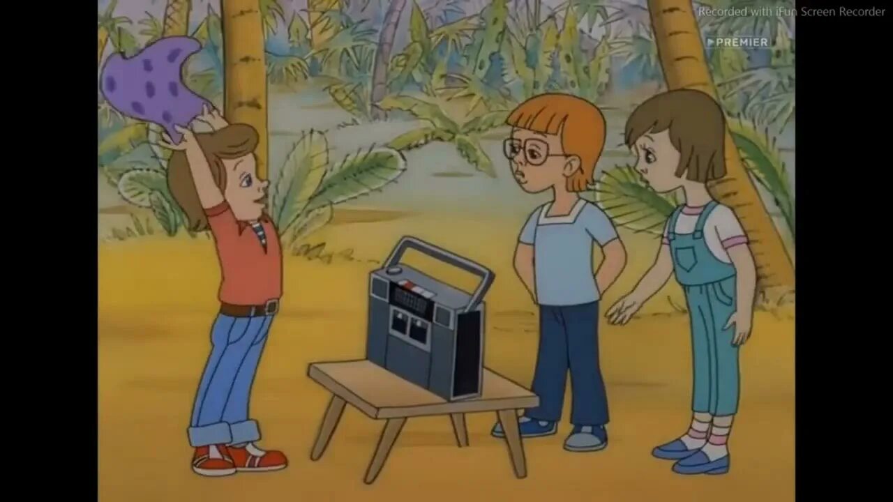 Сериал трое 2011. Джигарханян фильм трое на шоссе. На троих комедия. Трое на острове 1986. На троих дизель заставка.