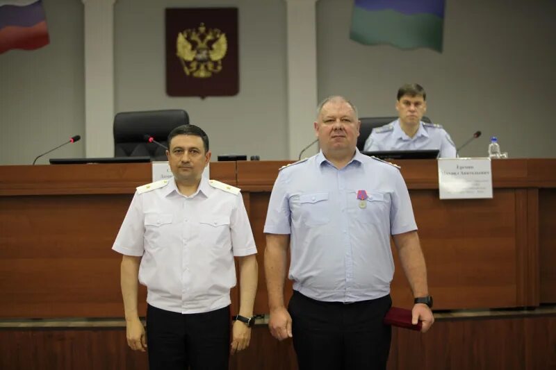 Хмао дамир сатретдинов. Генерал полиции. Генерал садретдинов дамир. Полицейские югры герои. Полковник полиции дамир сатретдинов.