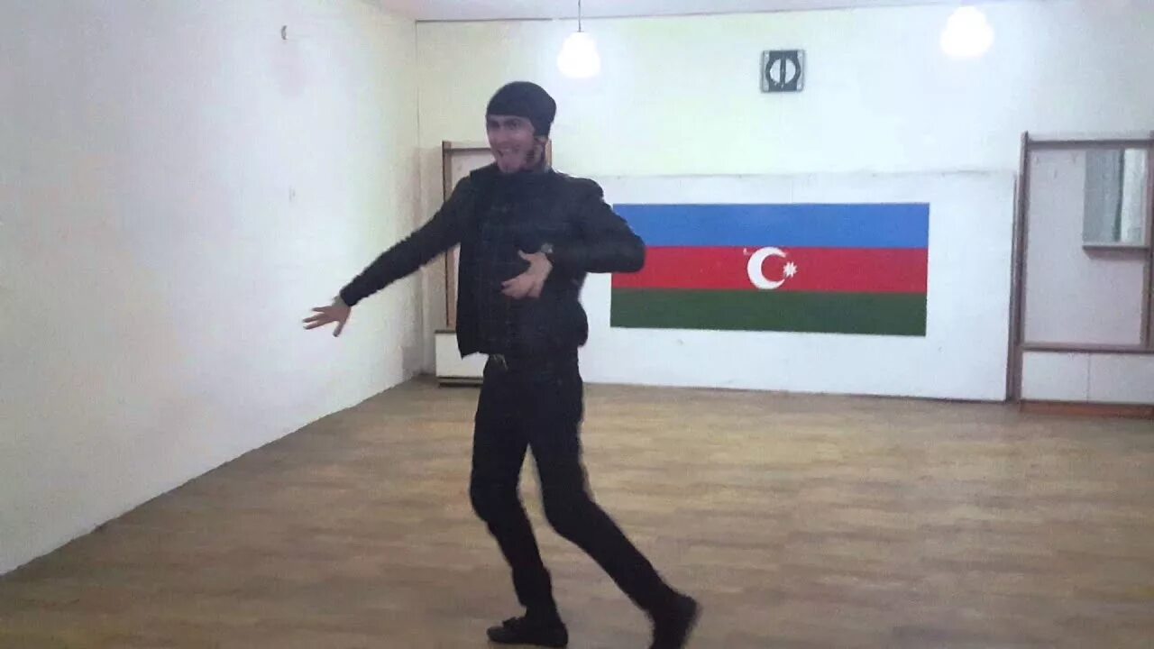 Какую песню тебе спеть netsignala лезгинка. Лезгинка али. лезгинка на барабане руками. лезгинка чеченская барабаны. лезгинка на пандуре.