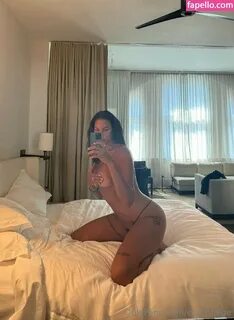 Ecambage Nude Leaked OnlyFans Photo 1.