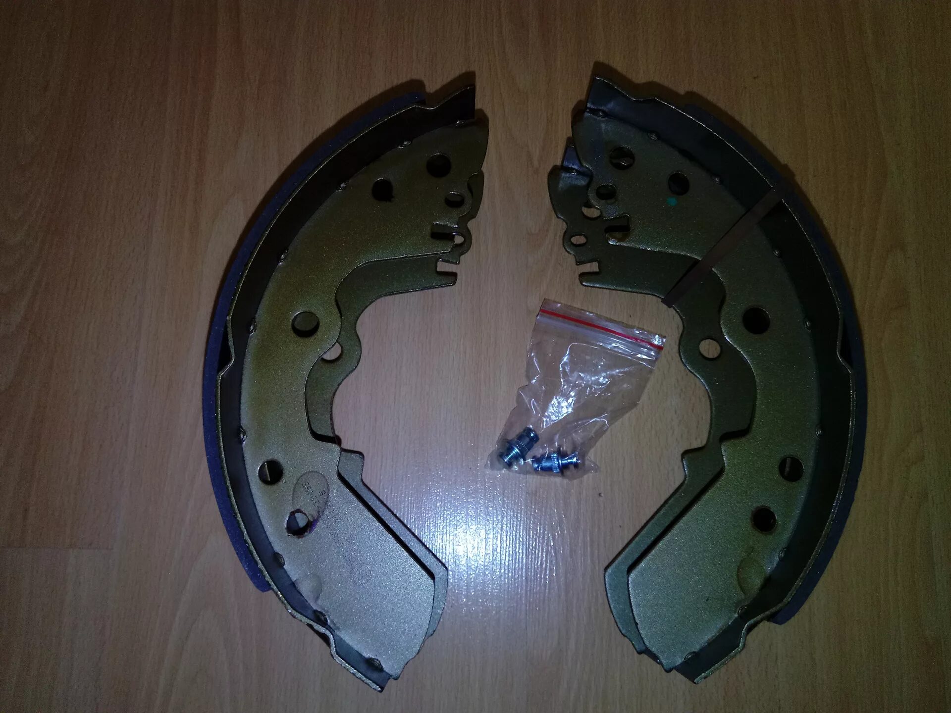 Задние колодки опель монтерей. Передние колодки опель фронтера а. Фронтера а 2. Колодки передние опель фронтера а 1994. Задние колодки опель фронтера а 2.