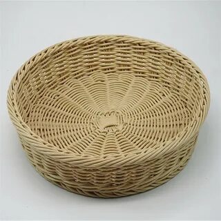 Бескаркасное плетение из ротанга корзины