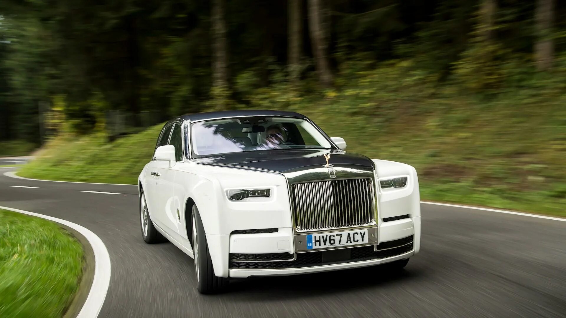 Роллс ройс 5. Rolls Royce Phantom. Rolls Royce Phantom 2019. Роллс Ройс Фантом 2021. Роллс Ройс Фантом 2018.