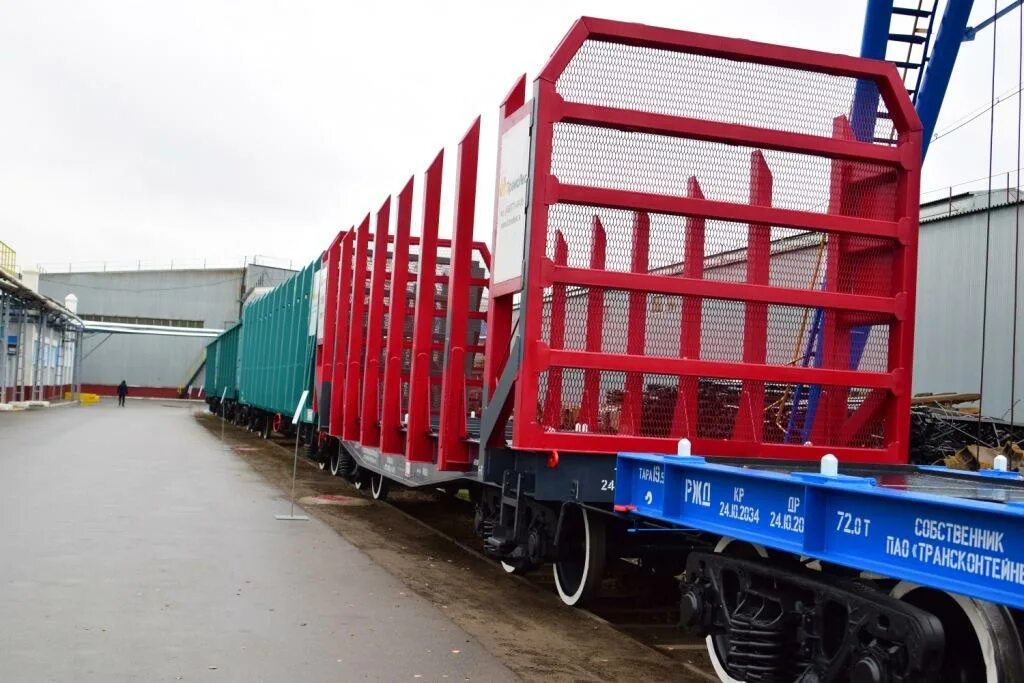 полувагоны первой грузовой компании. сайты вагонов. урал вагон нижний тагил. грузовые вагоны белжд. вагон трансфин-м.