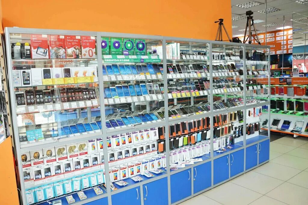 Днс на ленина кемерово. Днс центральный рынок курган. Днс матвеев курган. Днс матвеев курган. Днс курган смартфоны.