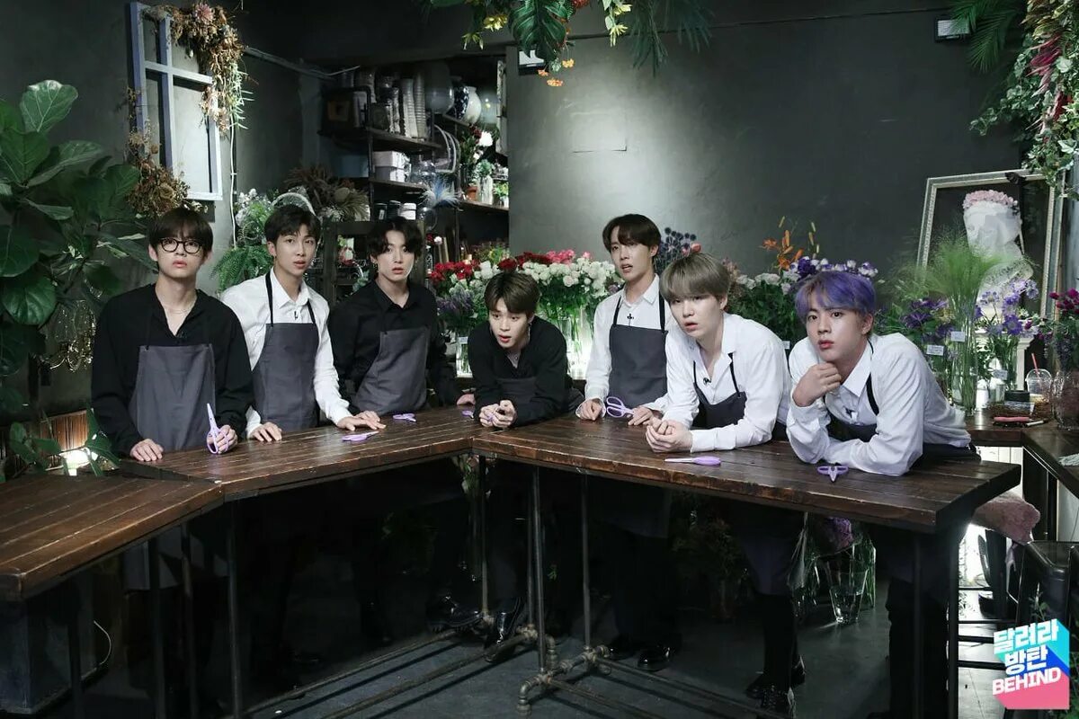 Эпизод 3 бтс. РАН БТС фотосессия. РАН БТС 99 эпизод. РАН БТС 2016. Run BTS 2020 Ep.99.