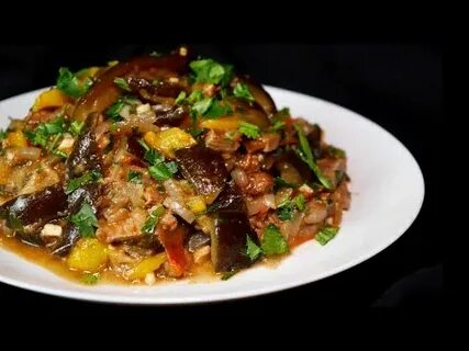 Приготовить баклажаны с мясом и овощами