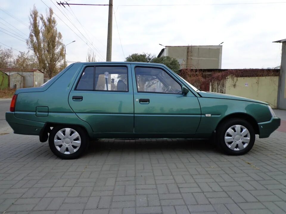 Заз 1103. Заз-1103 славута хэтчбек. Заз 1103. Заз таврия славута. Заз-1103 таврия.