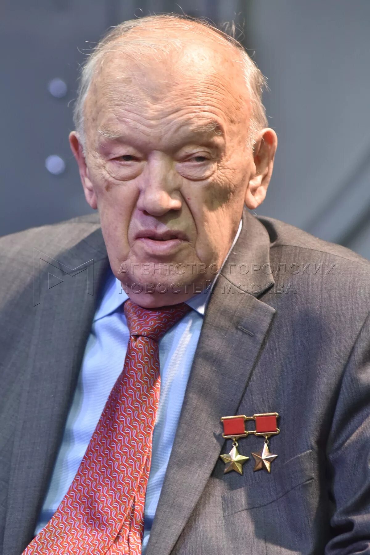 Шаталов Елисеев Рукавишников.