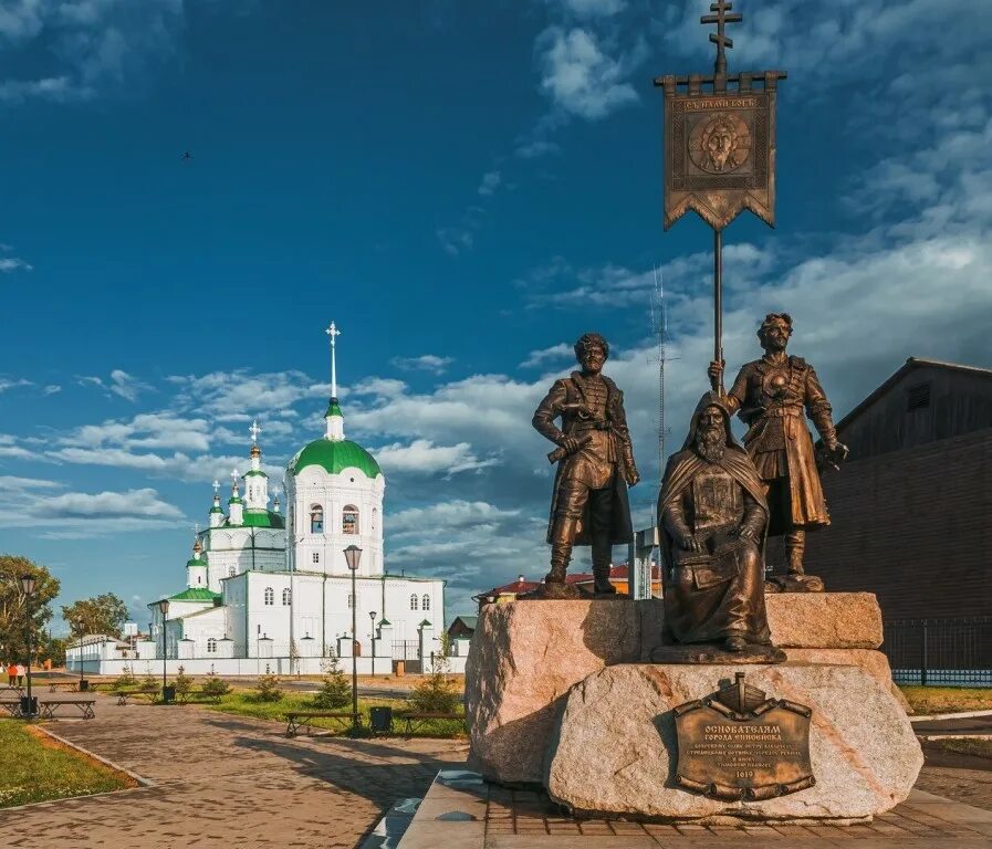 енисейск центр города. город енисейск. спасо-преображенский монастырь енисейск.