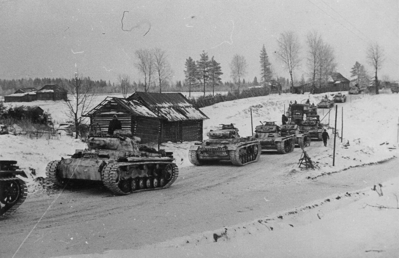 Немецкие танки 1941. Танковые дивизии вермахта 1941. Танки вермахта под Москвой в 1941. Немецкие танки под Москвой 1941. Войска вермахта под Москвой 1941.