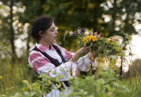 Песня венок заплетала