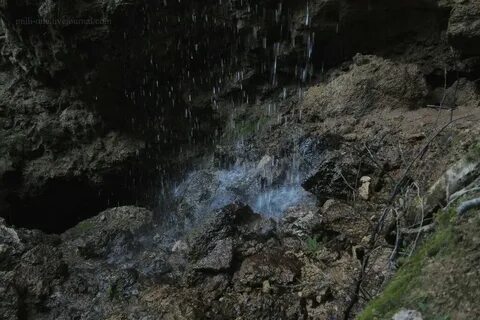 Водопад серебряный каскад