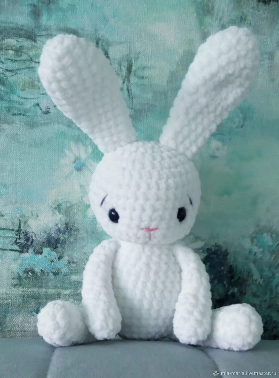 Белый зайчик хеллоу. Amigurumi Зайка. Вязаная игрушка заяц. Вязаная игрушка белый заяц. Вязаная игрушка Зайка белый.