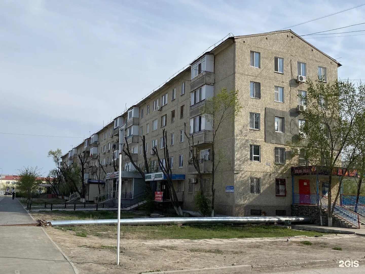 2 мкр 4 дом. Атырау авангард 3 микрорайон. атырау, авангард 4 мкр, 9. 4 мкр 4дом уральск. дом авангард 4.