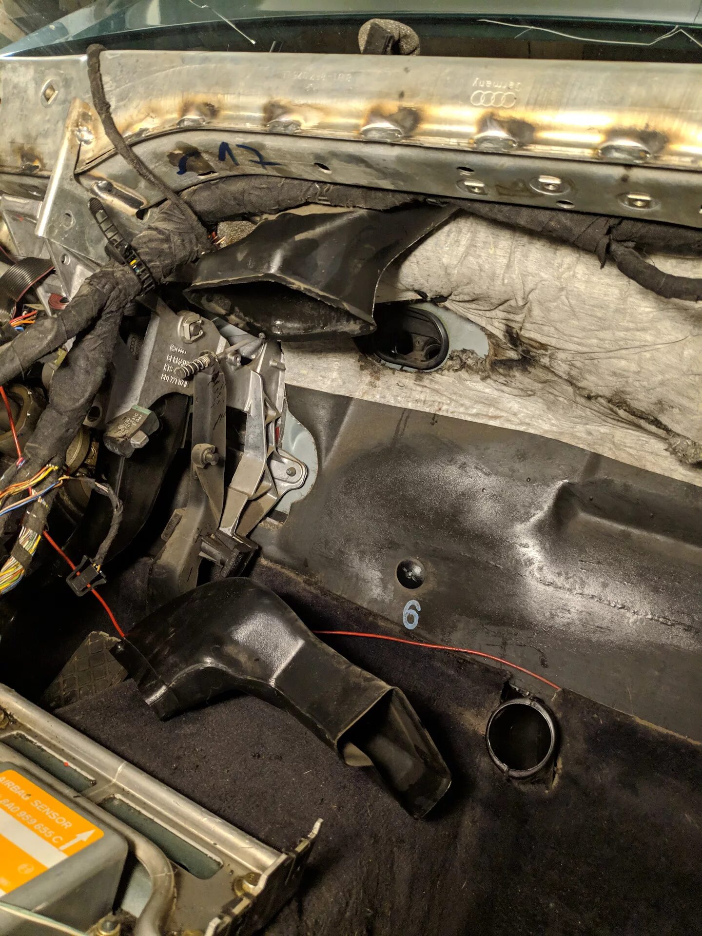 Радиатор печки ауди а4 замена - Audi A4 (B5), 1,8 л, 1997 года своими руками DRI