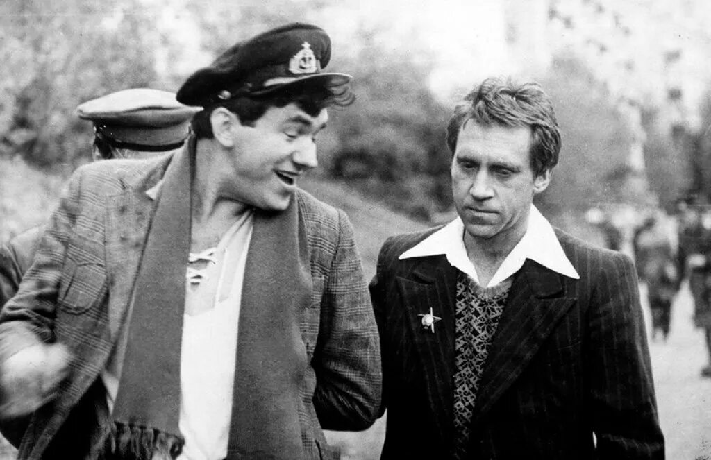 Место встречи изменить черно белый. Высоцкий рисунок. Леонид куравлёв копченый. Место встречи изменить нельзя фильм. Высоцкий глеб жеглов и шарапов.