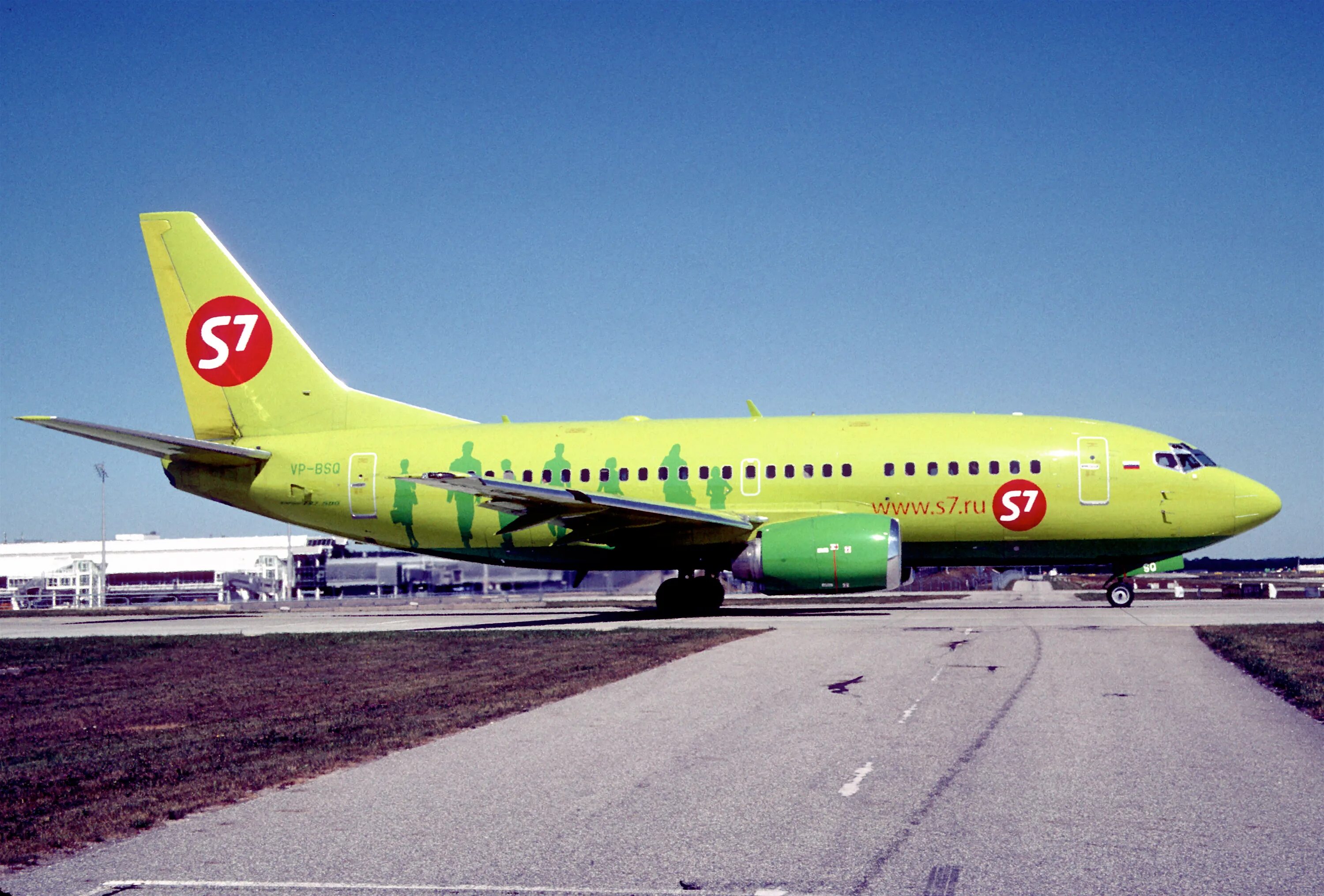 Компания s7 airlines. Боинг 737 500 s7. Самолет Севен 7. Самолёты авиакомпании s7 Airlines. Самолет с7 Аирлинес.