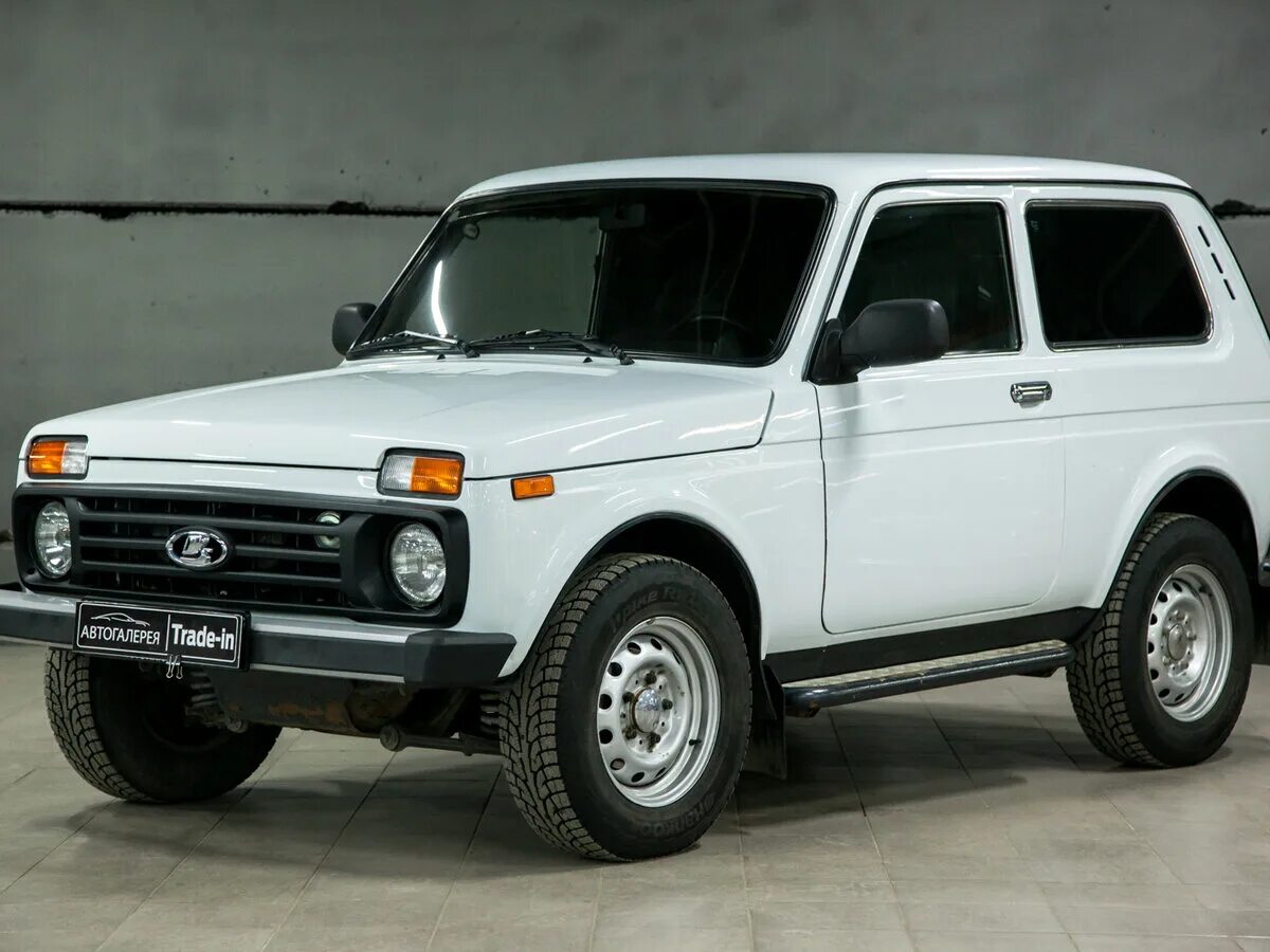 Lada 4x4 (нива) 1. Нивы 4x4 бу. "нива" – lada niva travel. 7 мт,. Нива 2121 бежевая.