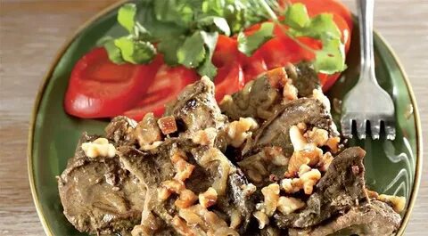 Говяжья печень с капустой