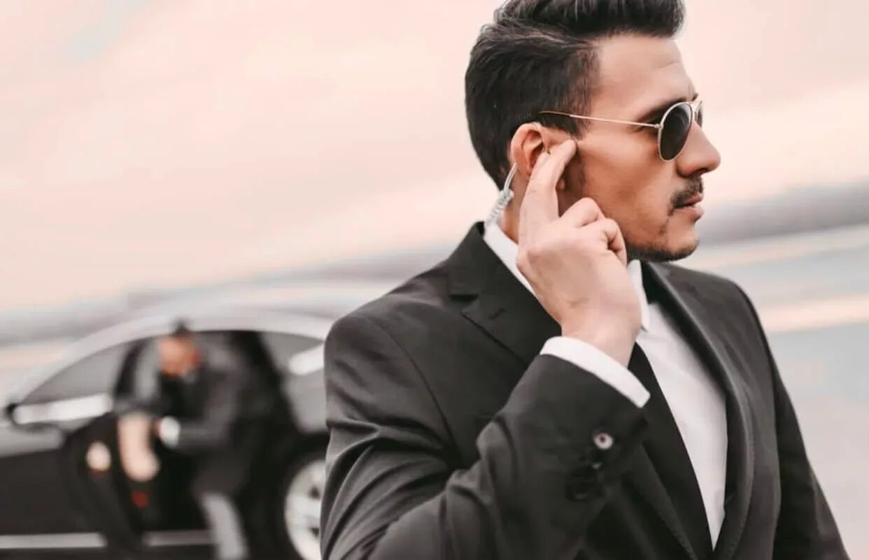 Личная охрана. Личная охрана. Телохранитель бизнесмена. Телохранитель охрана. Телохранитель москва.