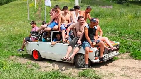 Человек не ездит на машине