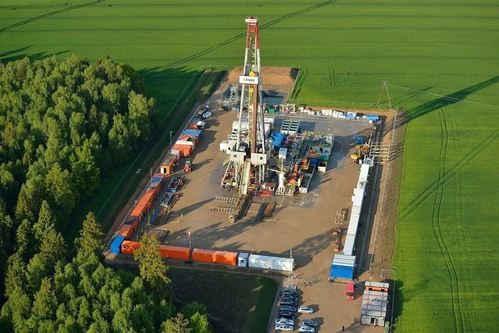 Коронки на пневмоударник 110 кнш. 2. Пневмоударники погружные п 130. Desco буровой станок. Пневмоударник п-130.