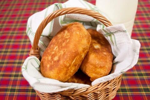 Тарелка с пирожками