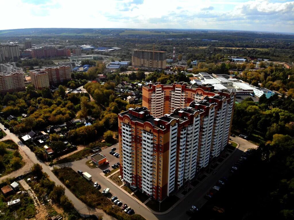 Жк сосновый новосибирск. ЖК Сосновый Бор Дмитров. Сосновый Бор Дмитров парк. Жилой комплекс Сосновый Бор Новосибирск. ЖК Сосновый Бор Ярославль.