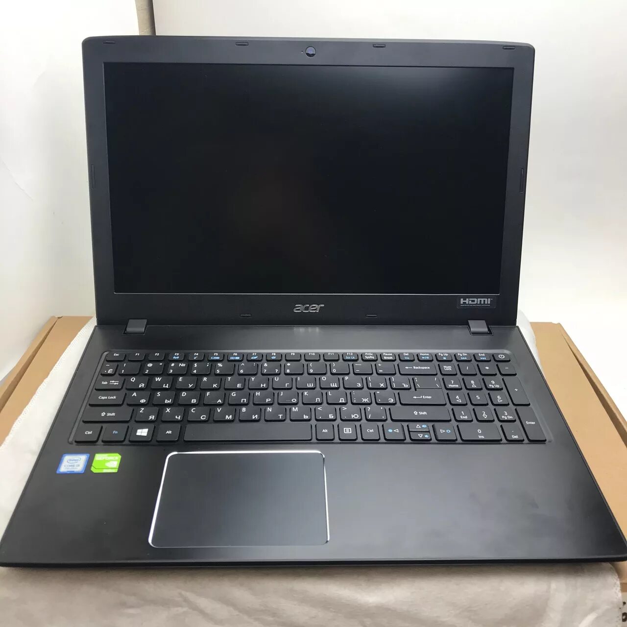 Ноутбук acer travelmate p2