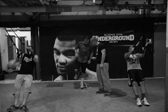 Underground boxing. Underground boxing. Underground boxing. Underground boxing. боец в тени.