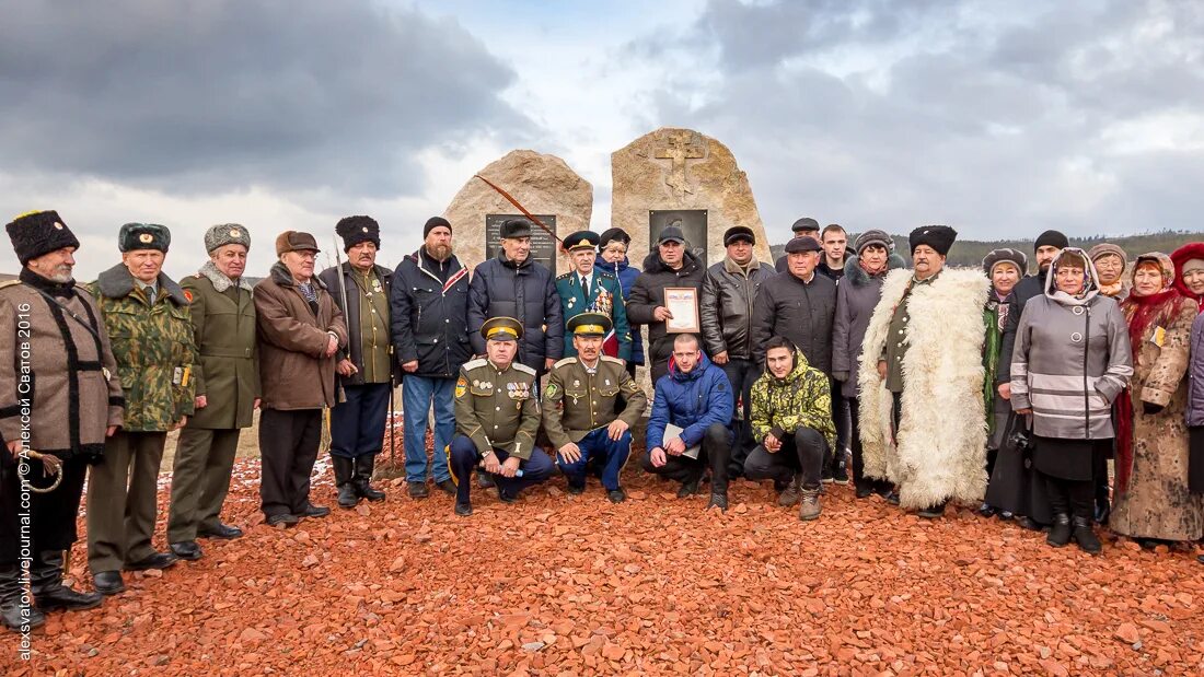 Корвет гетьиан иван мазепа. Быть добру гетман. Карл 12 и мазепа картина. Гетьман фильм 2015. Дмитрий вишневецкий байда.