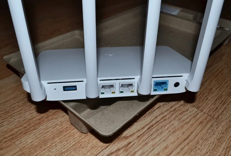 Mi router 3 4pda. Роутер xiaomi 3. xiaomi mi wi-fi router 3g. mi router 5g. mi router usb 3.0.