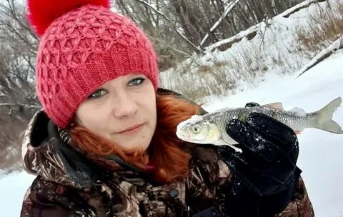 Блогерша и рыбак
