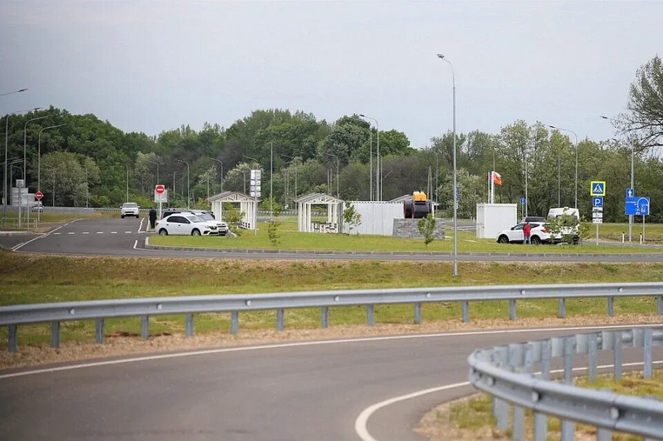 Трасса кубань. Трасса краснодар ейск. дорога краснодар ейск. трасса тимашевск краснодар. трасса тимашевск краснодар реконструкция.