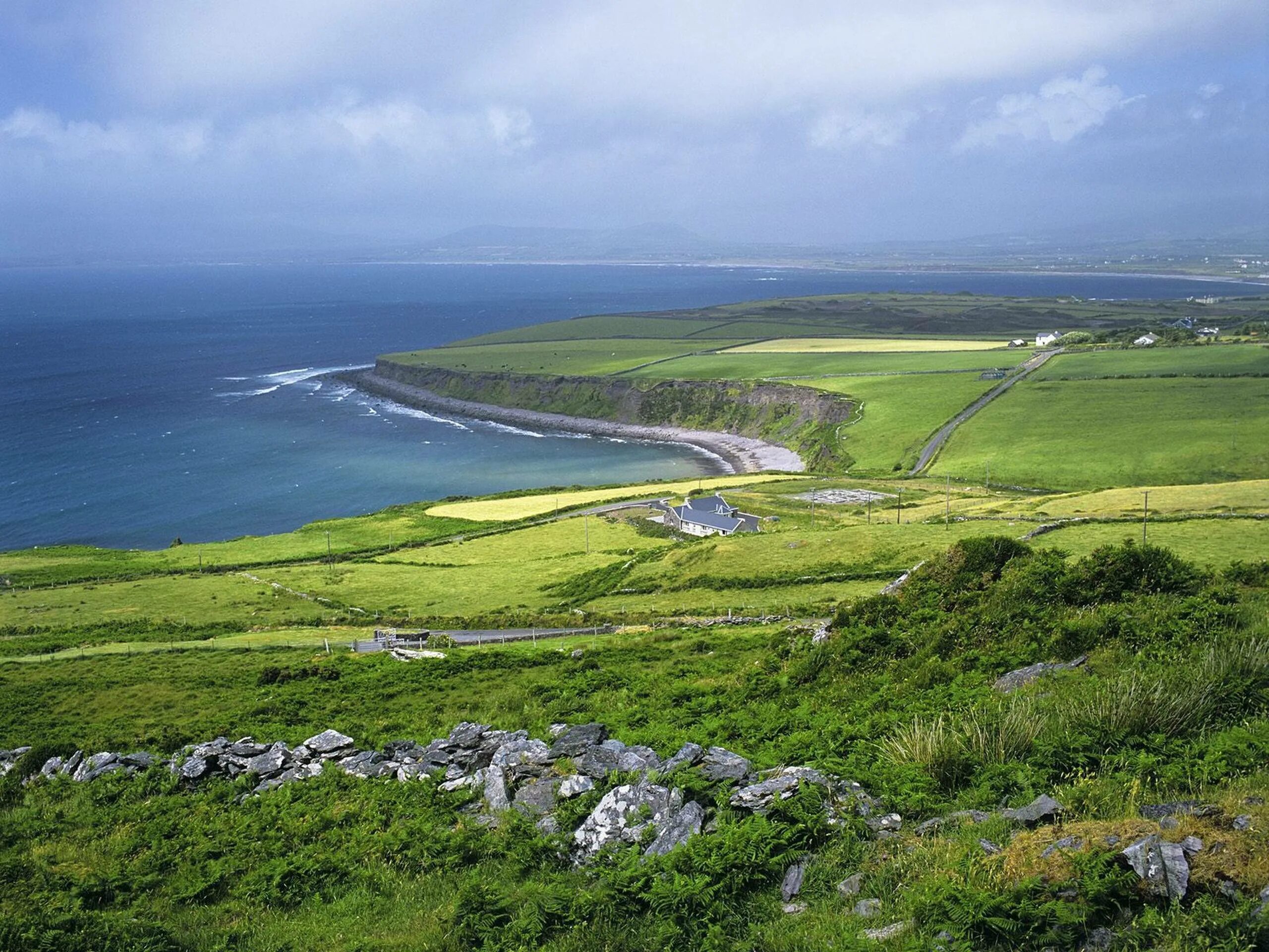 Центральная низменность Ирландия. Изумрудный остров Ирландия. Северная Ирландия ландшафт. Northern Ireland климат. Northern irish