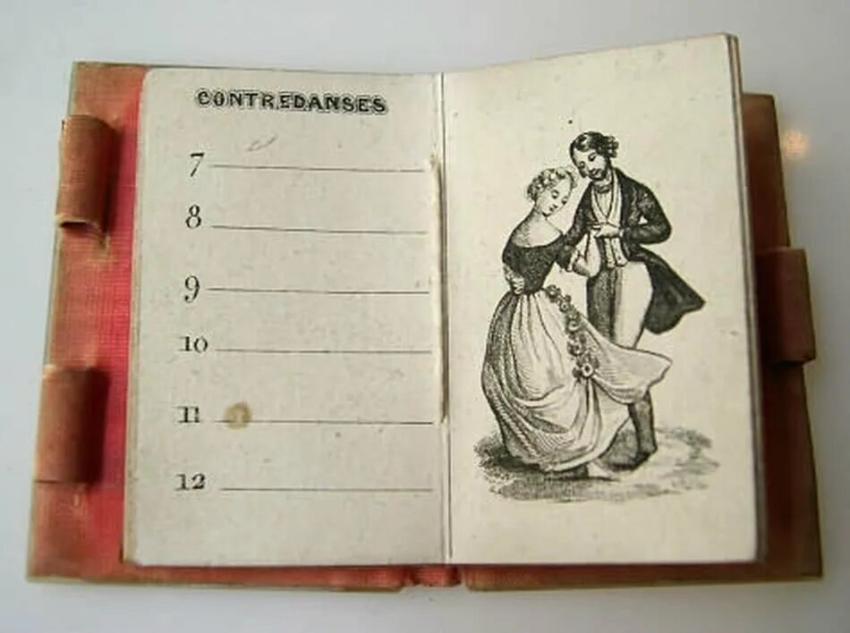 Бальная книжка 19 века. Бальная книжечка карне. Блокнот 19 века. Старинная бальная книжка.