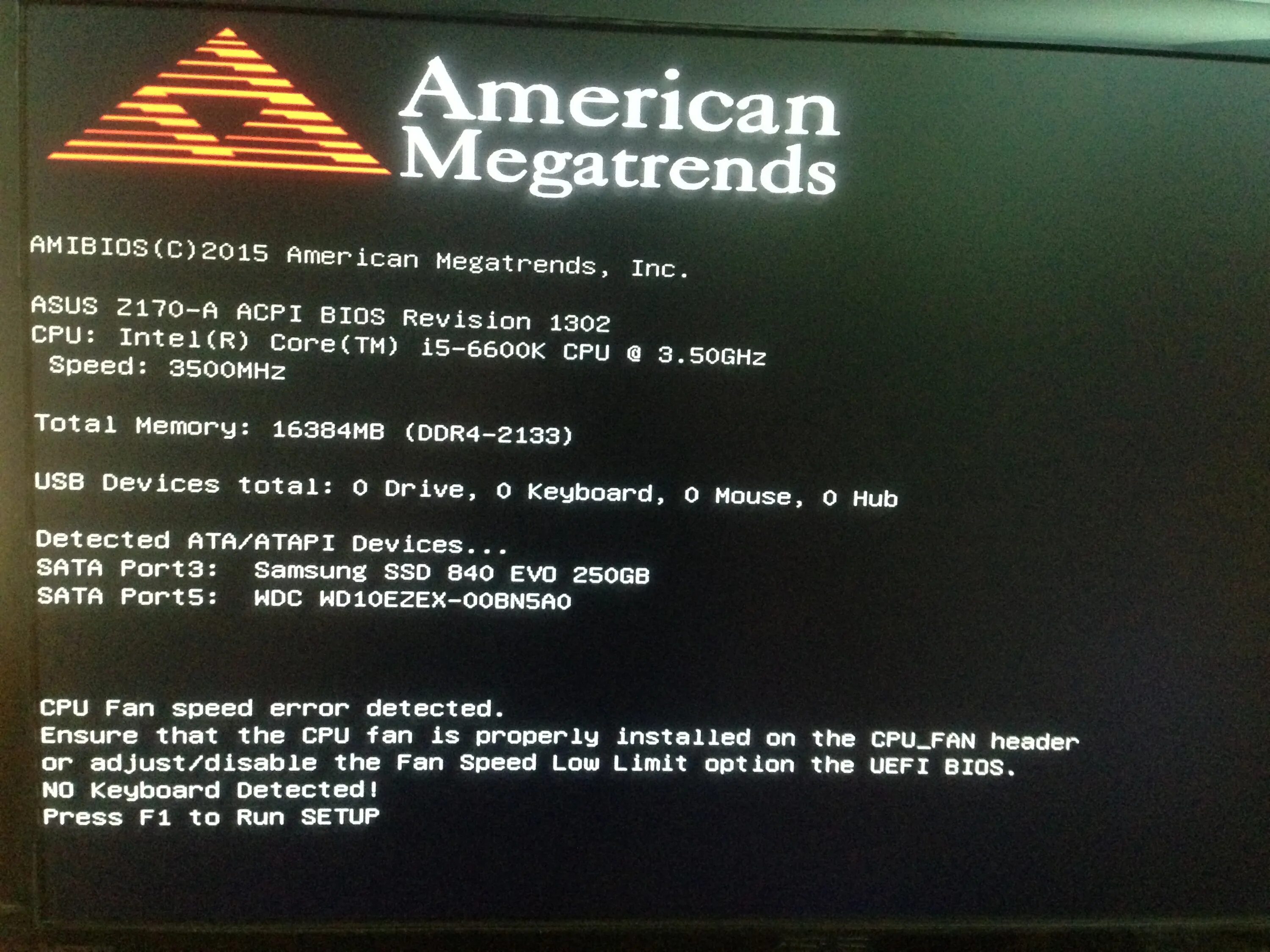 Fan error при загрузке. Ноутбук American MEGATRENDS. Ошибка CPU Fan Error. American MEGATRENDS ASUS. Биос CPU Fan Error.