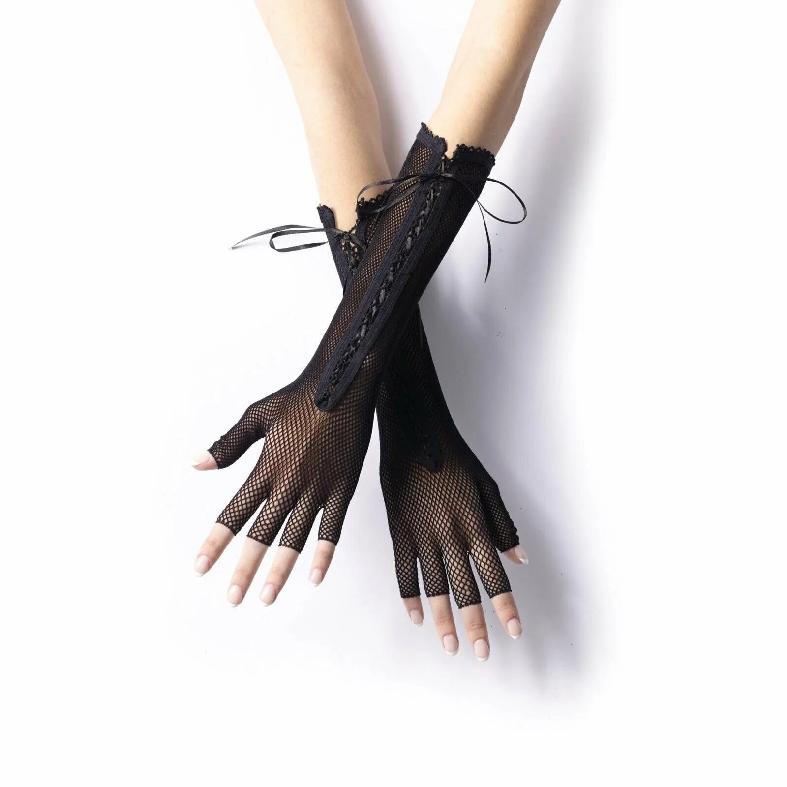 Длинные перчатки без пальцев. Длинные чёрные перчатки без пальцев. Удлиненные перчатки без пальцев. Перчатки женские длинные.