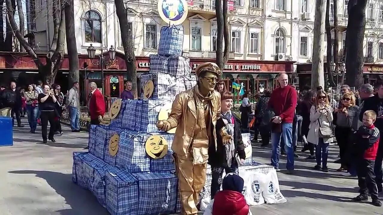 Юморина Одесса. Одесса Дюк Юморина. День дураков Одесса. Одесса первое апреля.