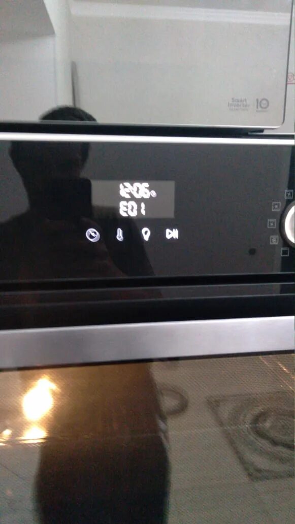 Холодильник хайер ошибка. Электрический духовой шкаф haier hox-p11hgb. холодильник haier ошибка r1. haier духовка где находится крепление. как включить духовой шкаф haier.
