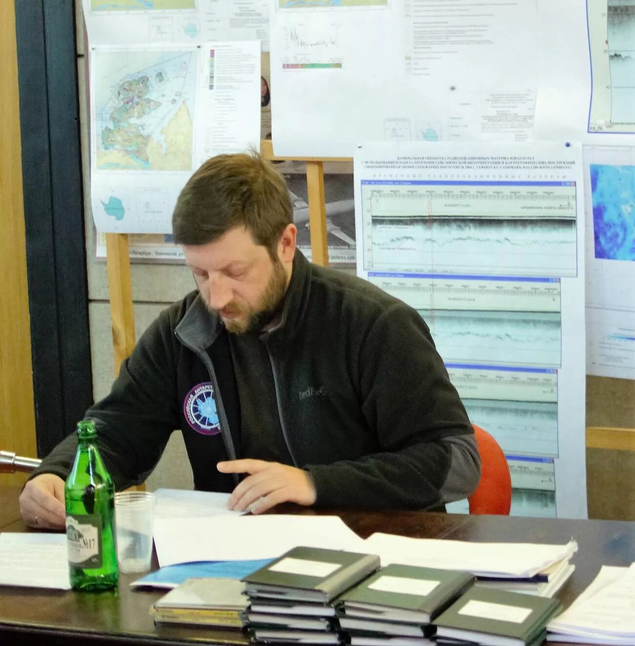 Геотек сейсморазведка ухта. Машина урал геофизикал. Геофизик партии. Камаз геофизика. Геофизик партии.