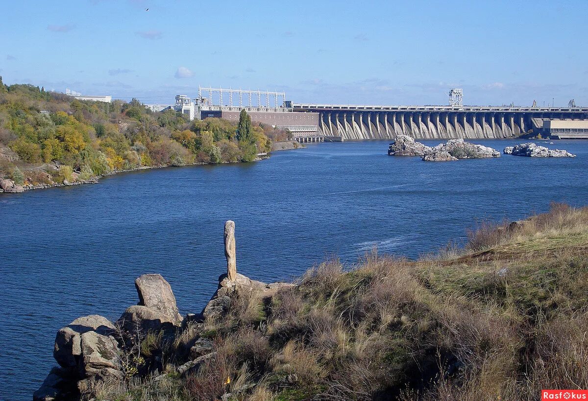 запорожье украина ночной. запорожье центр города. вид с хортицы на днепрогэс. столица запорожья. запорожье город сейчас.