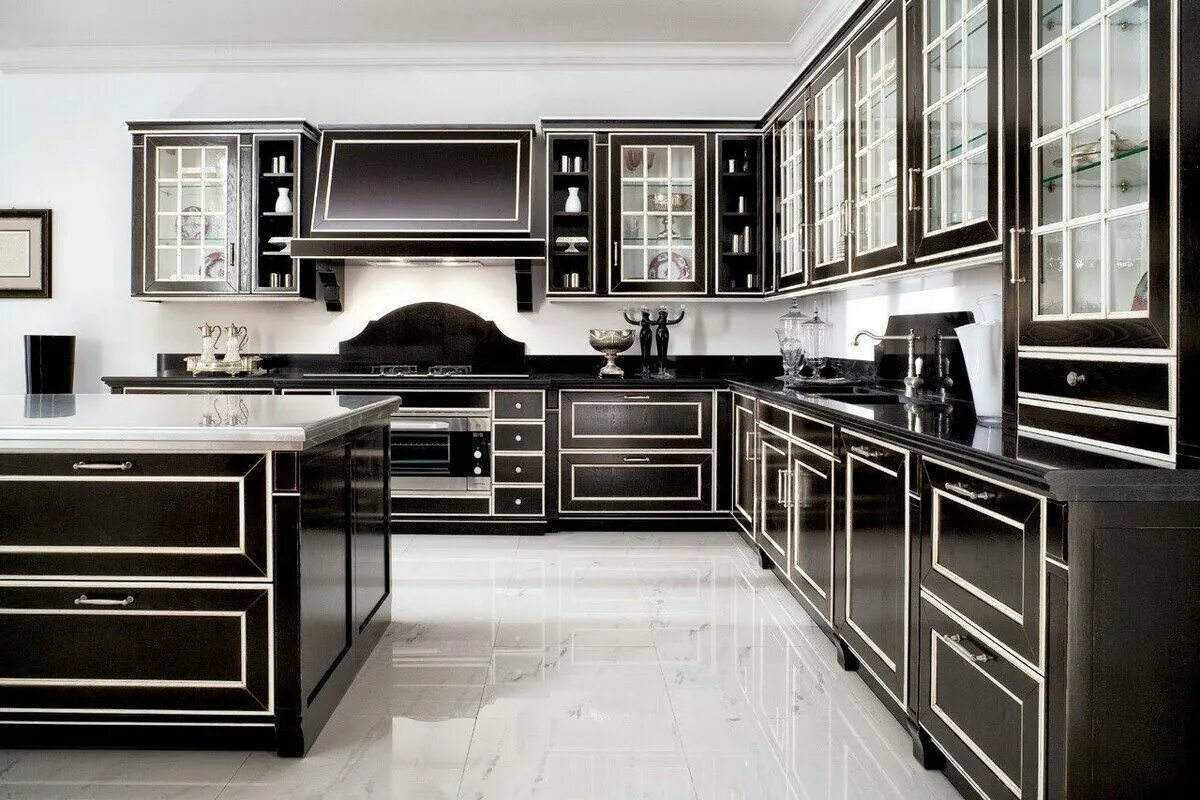 Кухня в черных тонах. Кухня Гальяно черная. Черная кухня классика. Дорогие кухни. Дорогие классические кухни.