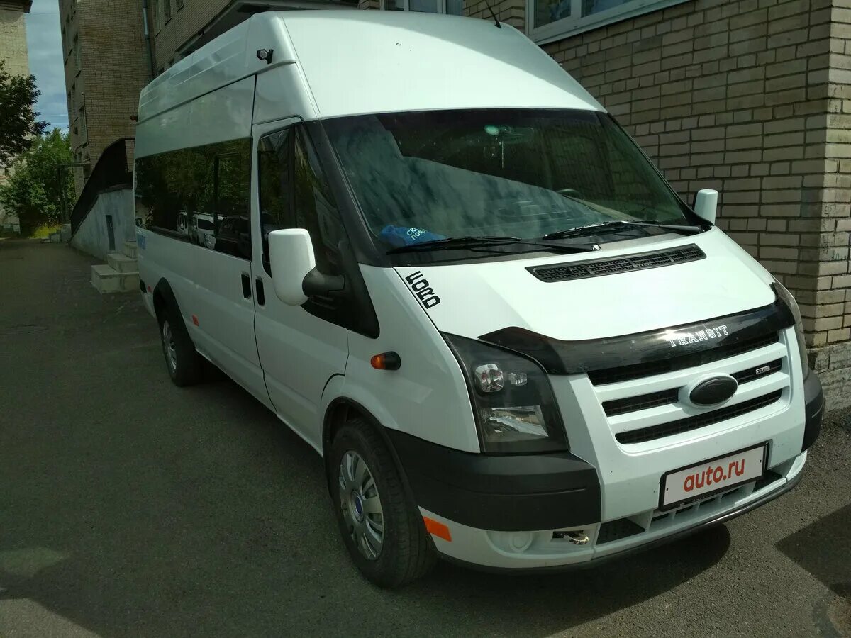 Форд Транзит 2007 пассажирский. Форд Транзит с белым бампером. Ford Transit White 85 t260. Форт Транзит с белой решеткой.