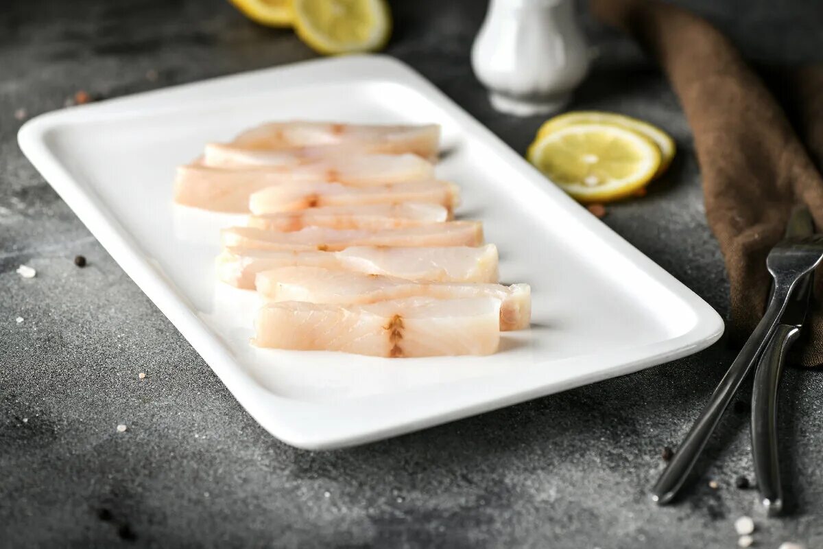 Сугудай из омуля 200г. Байкальский сагудай. Муксун этикетка. Сугудай из северной рыбы. Муксун рыба сугудай.