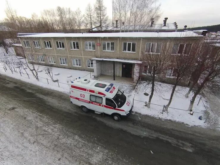Машина скорой помощи первоуральск. Первоуральск прокатчиков. Станция скорой помощи нижний тагил. Отделение скорой помощи. Скорая медицинская помощь первоуральск.