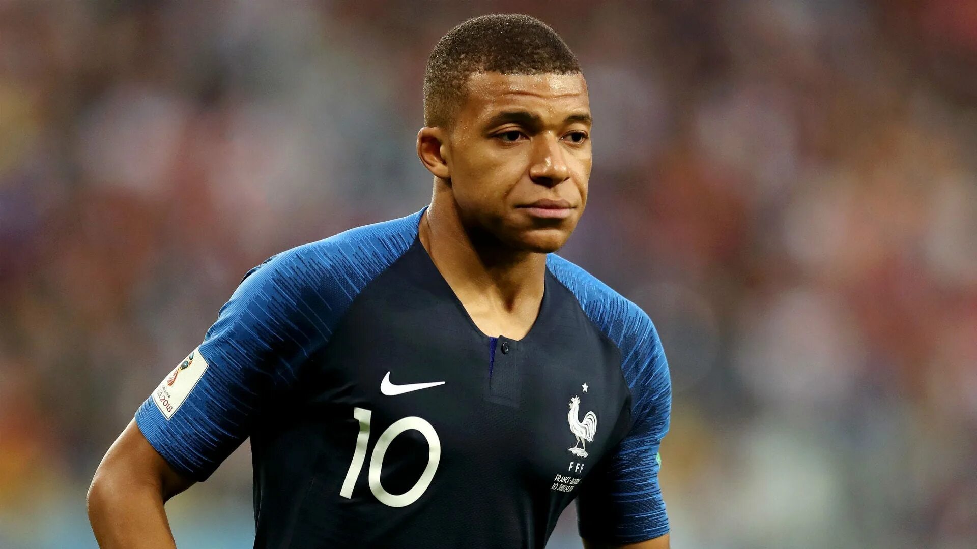 Француз думать. Mbappe. Мбаппе 2дротс. Мбаппе ЧМ 2022 РТ. Мбаппе обои.